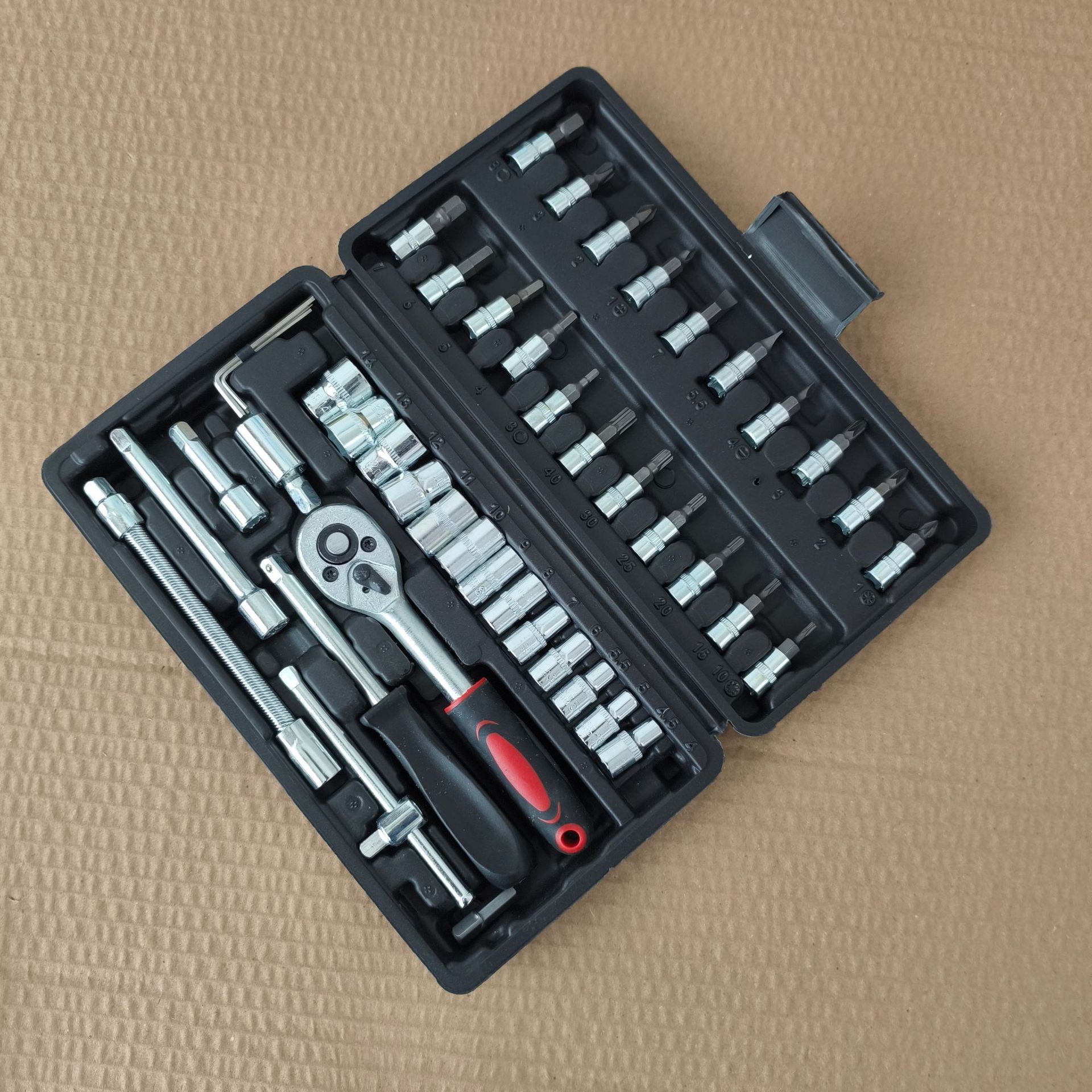 46件套装组套套筒扳手快速 小飞汽修汽车维修棘轮螺丝刀组合工具