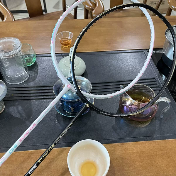 The Physical Store Specializes in Badminton Rackets S10 Ultra-Light 5U Full Carbon Single Racket Speed Type Doubles Racket with Wind-Breaking Frame