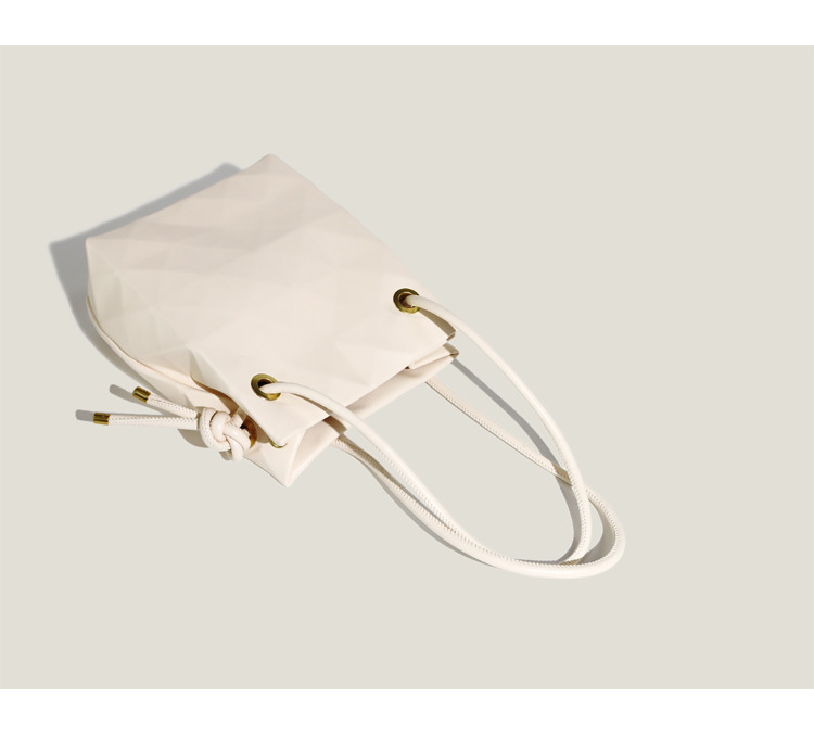 Wholesale Accessories Solid Colora Lingge Large-capacity Bucket Bag Nihaojewelry display picture 5