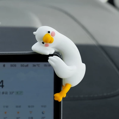 Car ornaments — ornament: Big white goose that quacks
