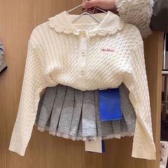 女の子春セット2025新型洋気赤ちゃんファッションニットカーディガンレース百タックスカート2点セット