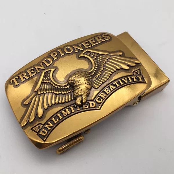 The eagle shows the wings and buckle the head
