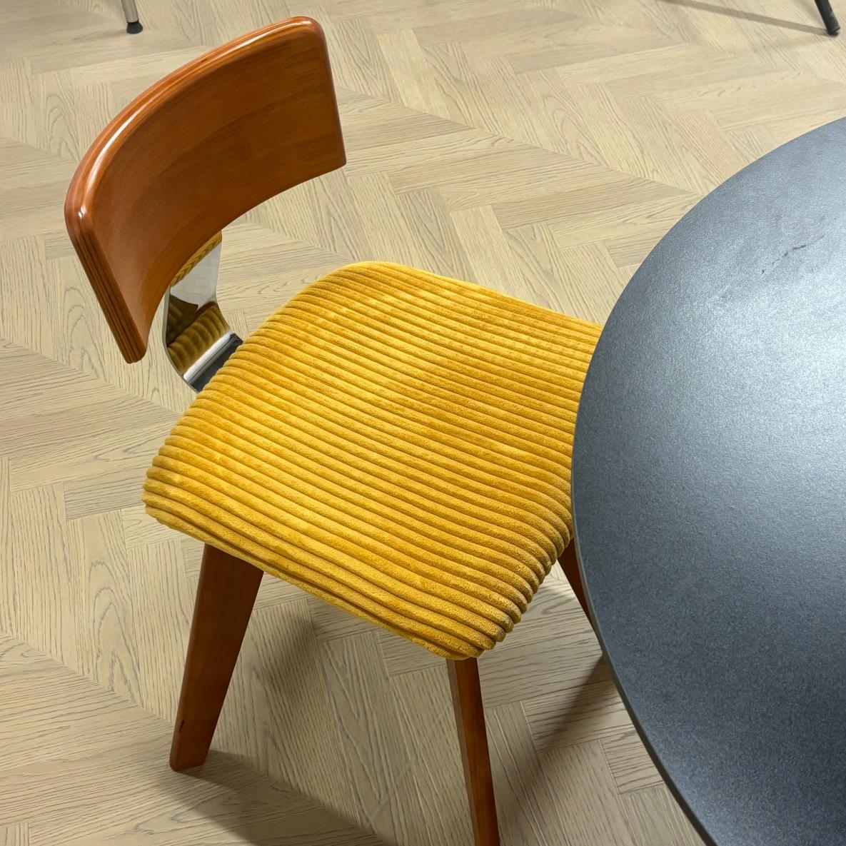 March Bauhaus Solid Wood Dining Chair Simple Modern Restaurant Home Chair Back Chair Leisure Nordic Restaurant Chair