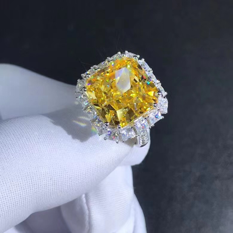 Ledean diamante corte blanco anillo de diamantes de alto carbono S925 plata gruesa platino galvanizado anillo de plata Pequeño Libro Rojo Venta caliente