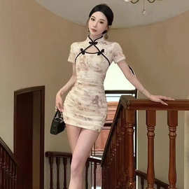 性感名媛风改良旗袍碎花盘扣连衣裙女夏高级感小个子收腰包臀短裙