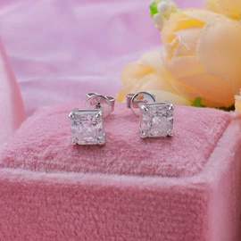 戒指;宝石工艺品;K金耳饰