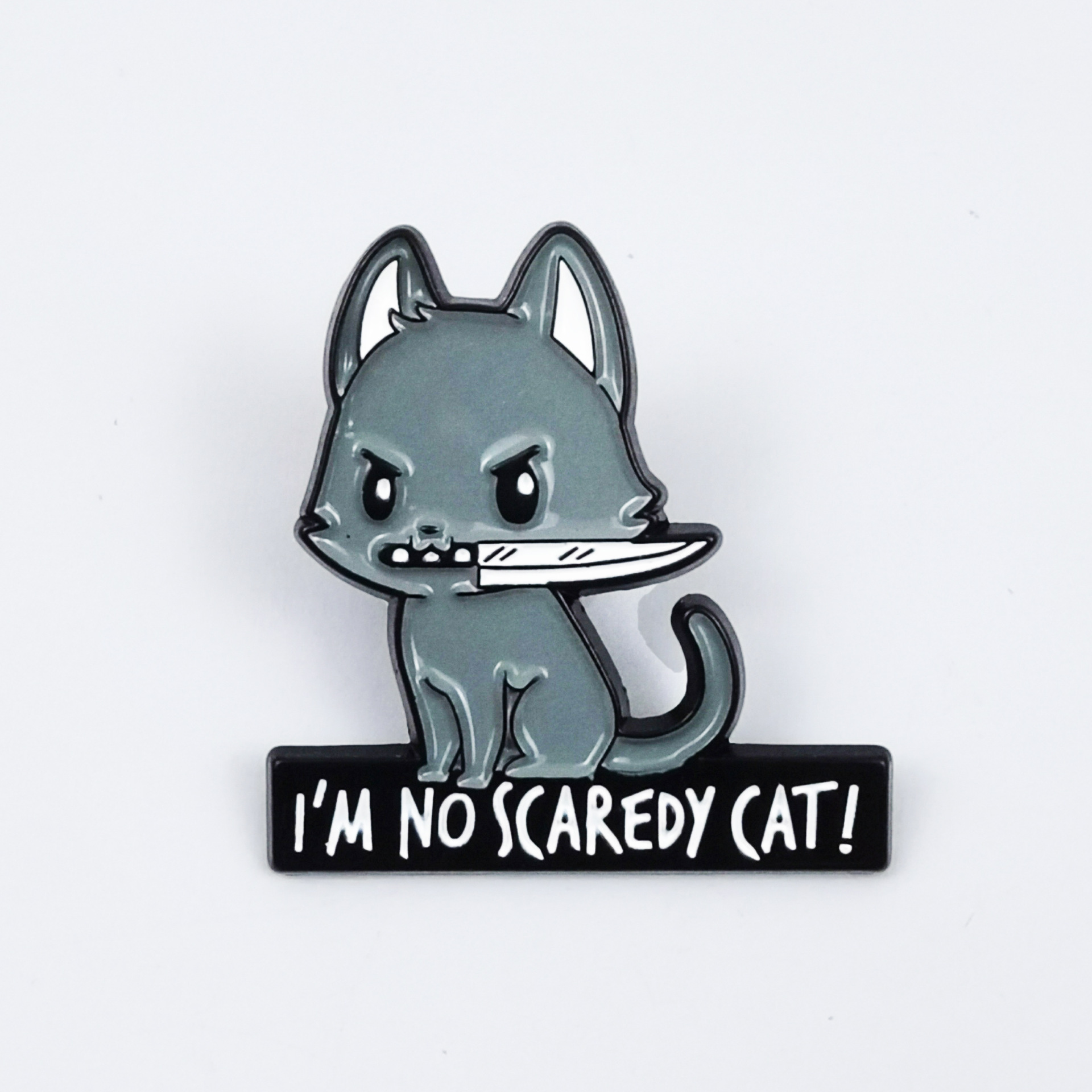 Broches creativos con letras inglesas de dibujos animados, insignias metálicas con forma de animales y accesorios decorativos personalizados para mochilas.