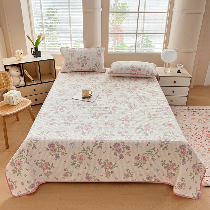 꽃은 우아하고 향기롭다