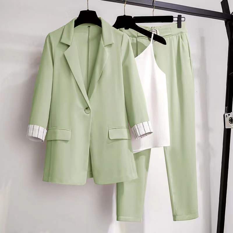 2026 New Spring and Autumn Casual Suit Set, Chanel-Style Plus-Size Three-Piece Set for Petite Women, Interview Suit 2026 New Spring and Autumn Casual Suit Set, Chanel-Style Plus-Size Three-Piece Set for Petite Women, Interview Suit