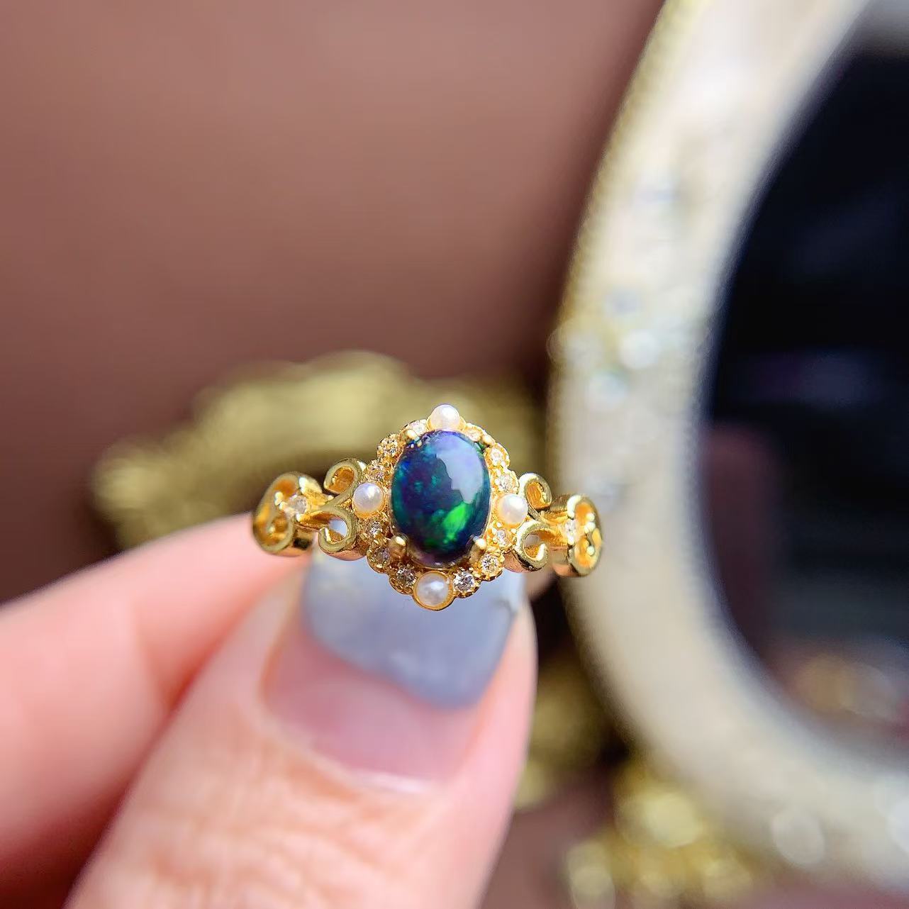 Retro ring pearl