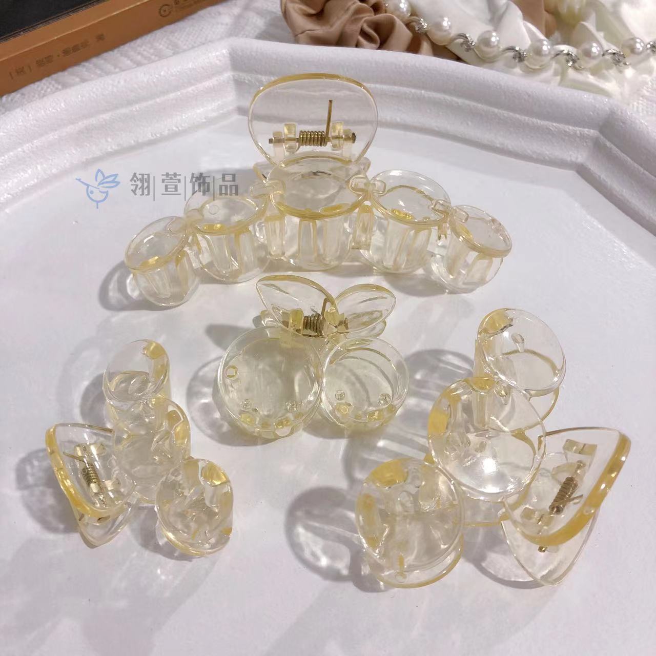 cute crab pin