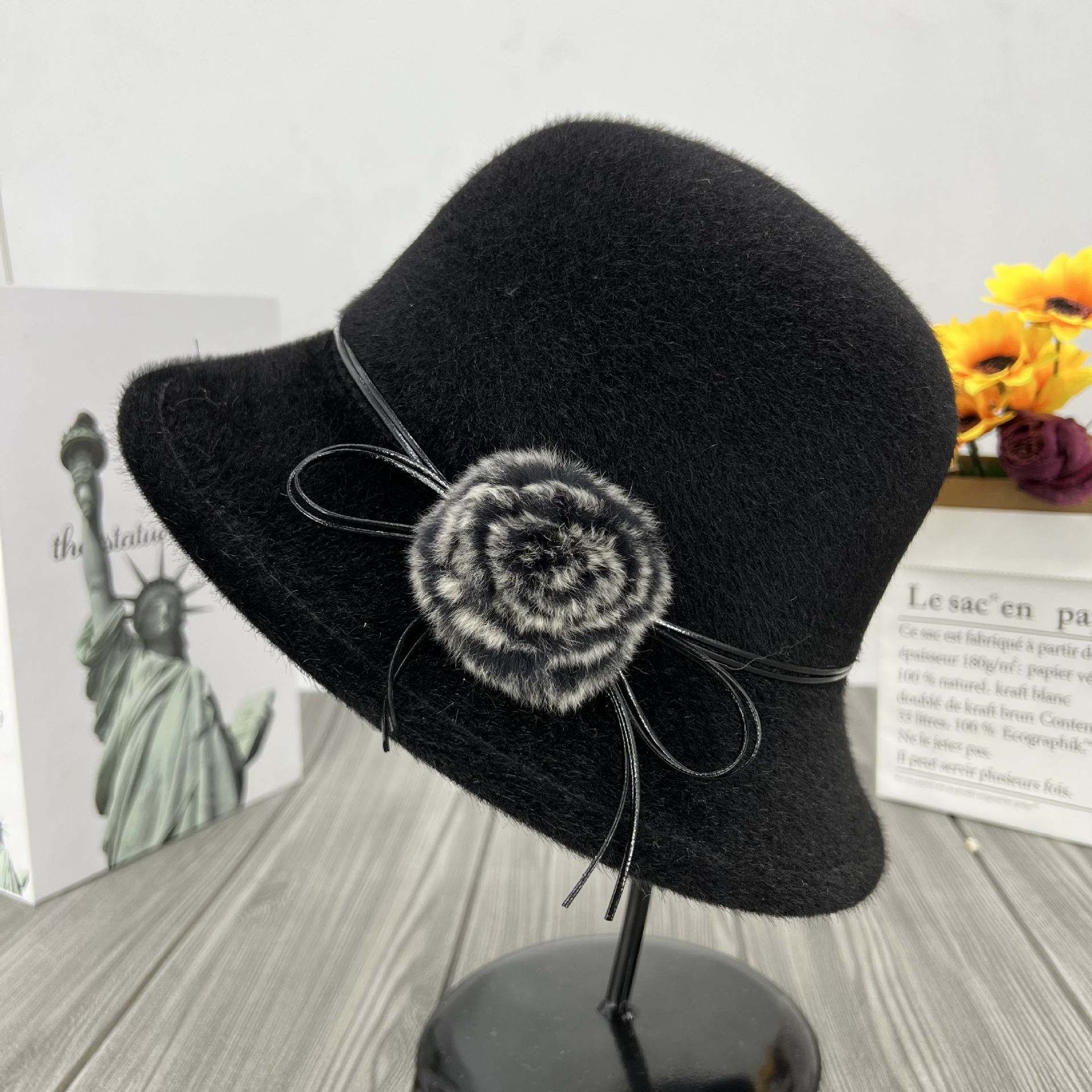 581210A0D54B8EA434F57745A95122