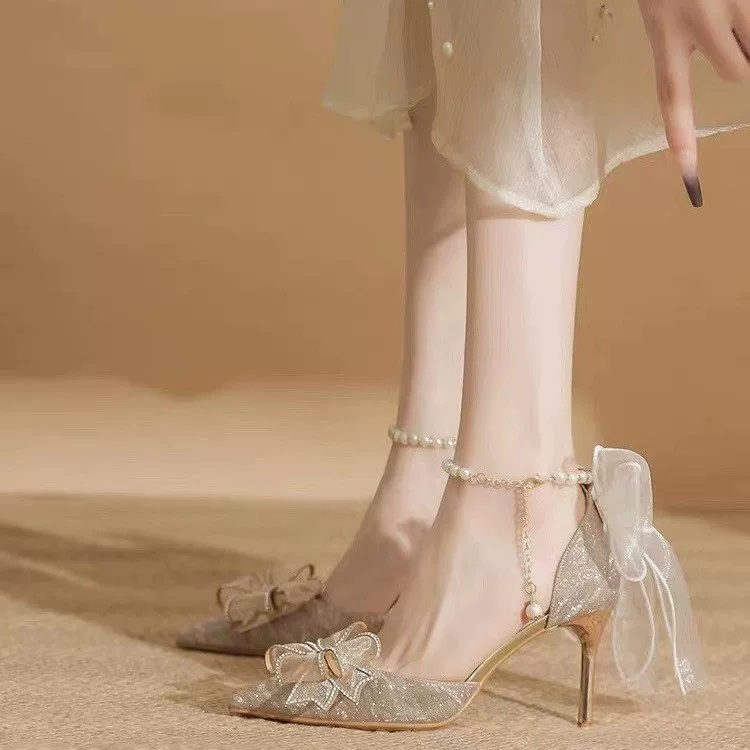 Wedding shoes with bow, 2025 years