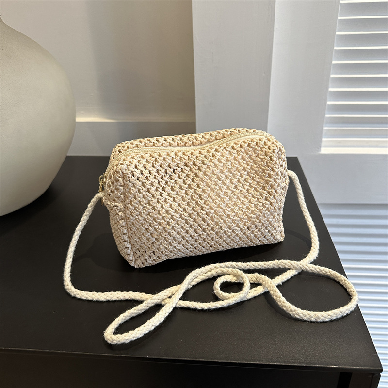 Summer Mini Hand-Woven Bag for Women 2023 New Trendy Small Fresh Pastoral Style Crossbody Straw Bag Small Square Bag Summer Mini Hand-Woven Bag for Women 2023 New Trendy Small Fresh Pastoral Style Crossbody Straw Bag Small Square Bag