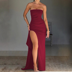 ���R�dwish���Y��Ů�bһ���IĨ���B��ȹ�r���Ը�¶�����_���Lȹ��