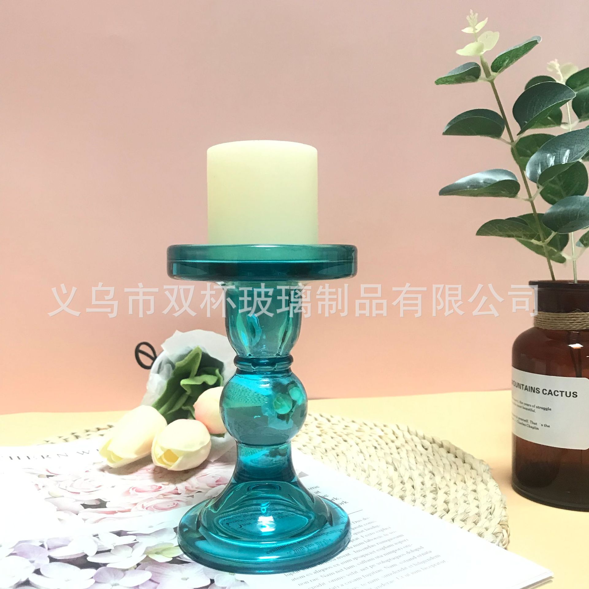 Velas europeas, candelabros de cristal creativos románticos modernos, adornos de decoración del hogar, candelabros coloridos de columna romana de tres piezas