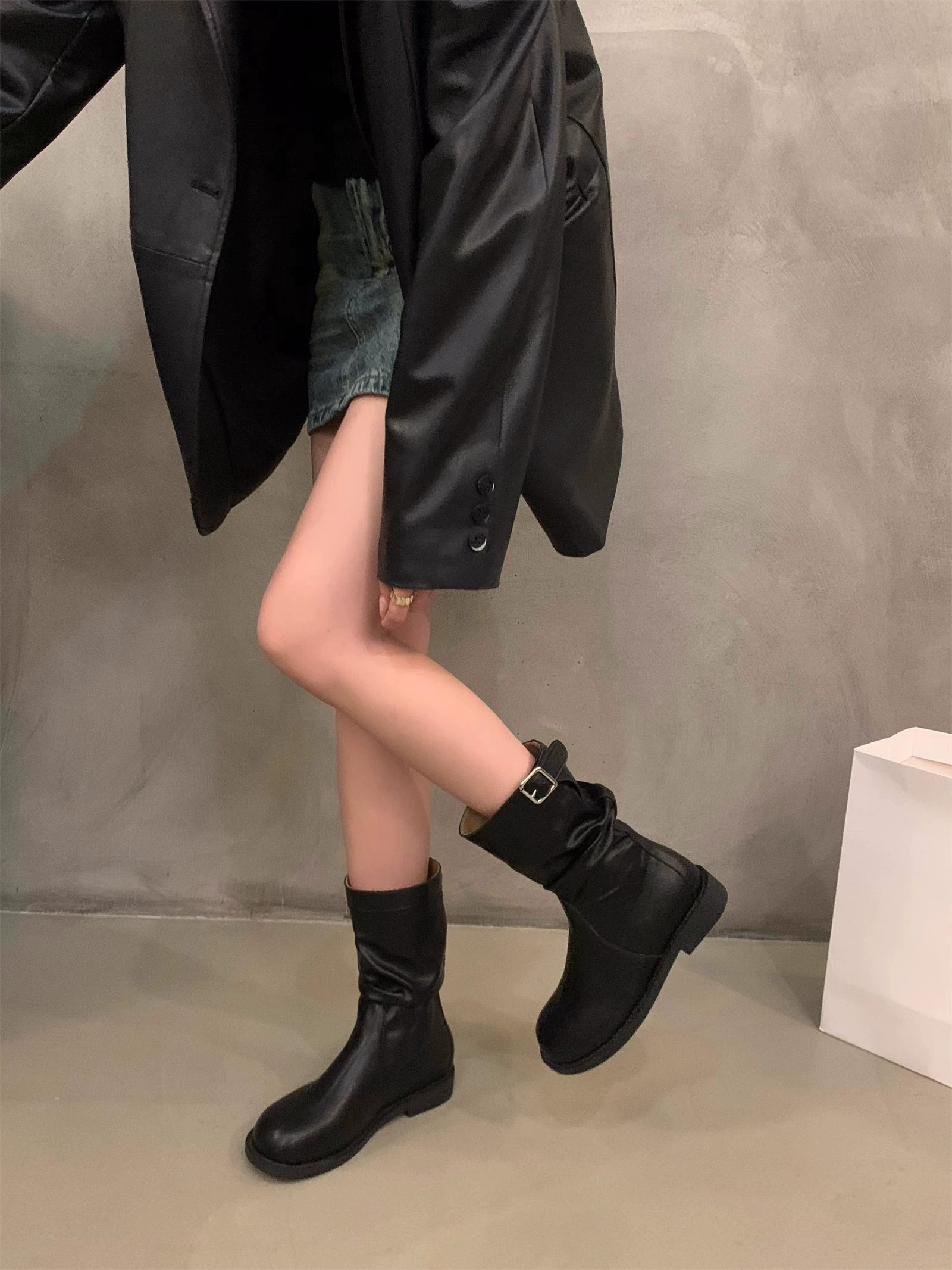 Martens, демисезонные ботинки, теплые полусапожки, средней длины