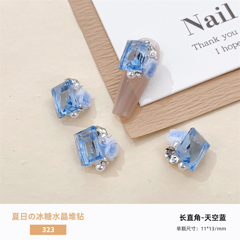 Verano hielo a través de la manicura, pila de cristales, joyería de diamantes, azúcar transparente, huevo de paloma, diamante de uñas, pila de rosas, bola de diamantes, producto terminado