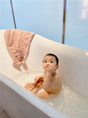 Organic gauze bath towel, cute cartoon blanket, infant towel, baby blanket, birth blanket, newborn blanket