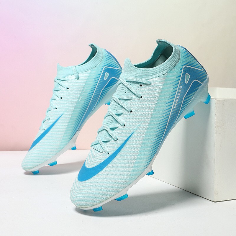 Cross-border Putian Seamless Flying Weaving Messi Football Shoes Men's Low-top Youth Spike Broken Nail Training sneaker Wholesale