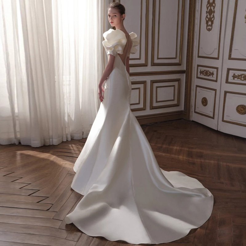 Vestido de novia estilo sirena para fotografía de viajes, elegante, estilo francés, con pequeña cola, estilo bosque sencillo, para mujer, novedad 2026.