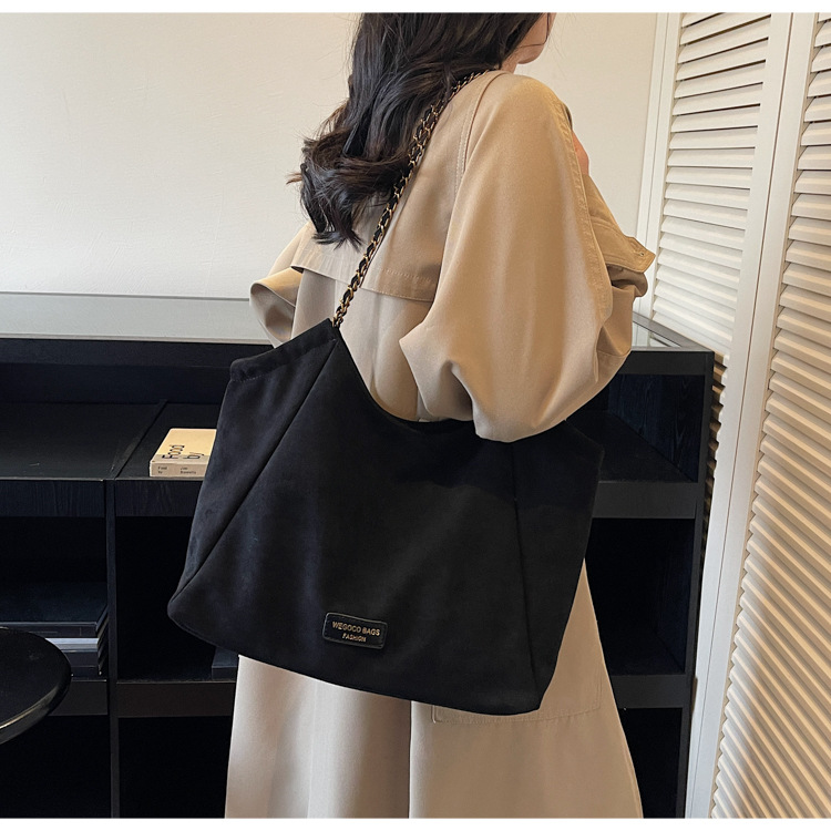 Suede Effect Chain Strap Slouchy Tote Bag 27
