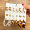 Earrings, retro set from pearl, European style, suitable for import, simple and elegant design, wholesale