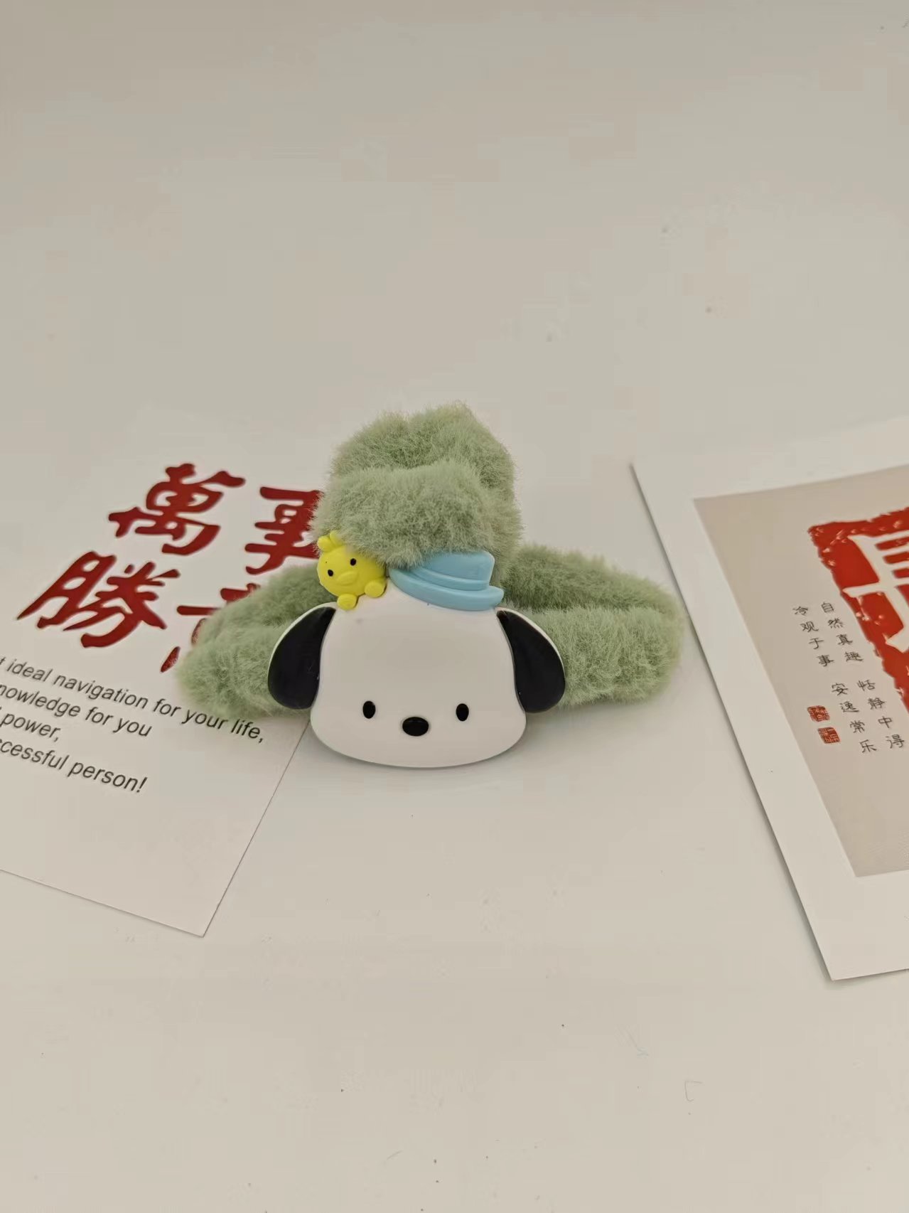 El clip de tiburón en línea es famoso. Clip de dibujos animados femeninos. Jade Gui Perro Kulomi. Estudiante detrás de la cabeza. Clip de pelo.