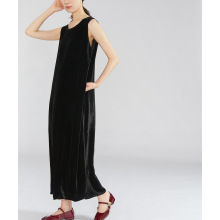 桑蚕丝丝绒小黑裙 显瘦宽松背心裙女秋真丝圆领连衣裙长裙