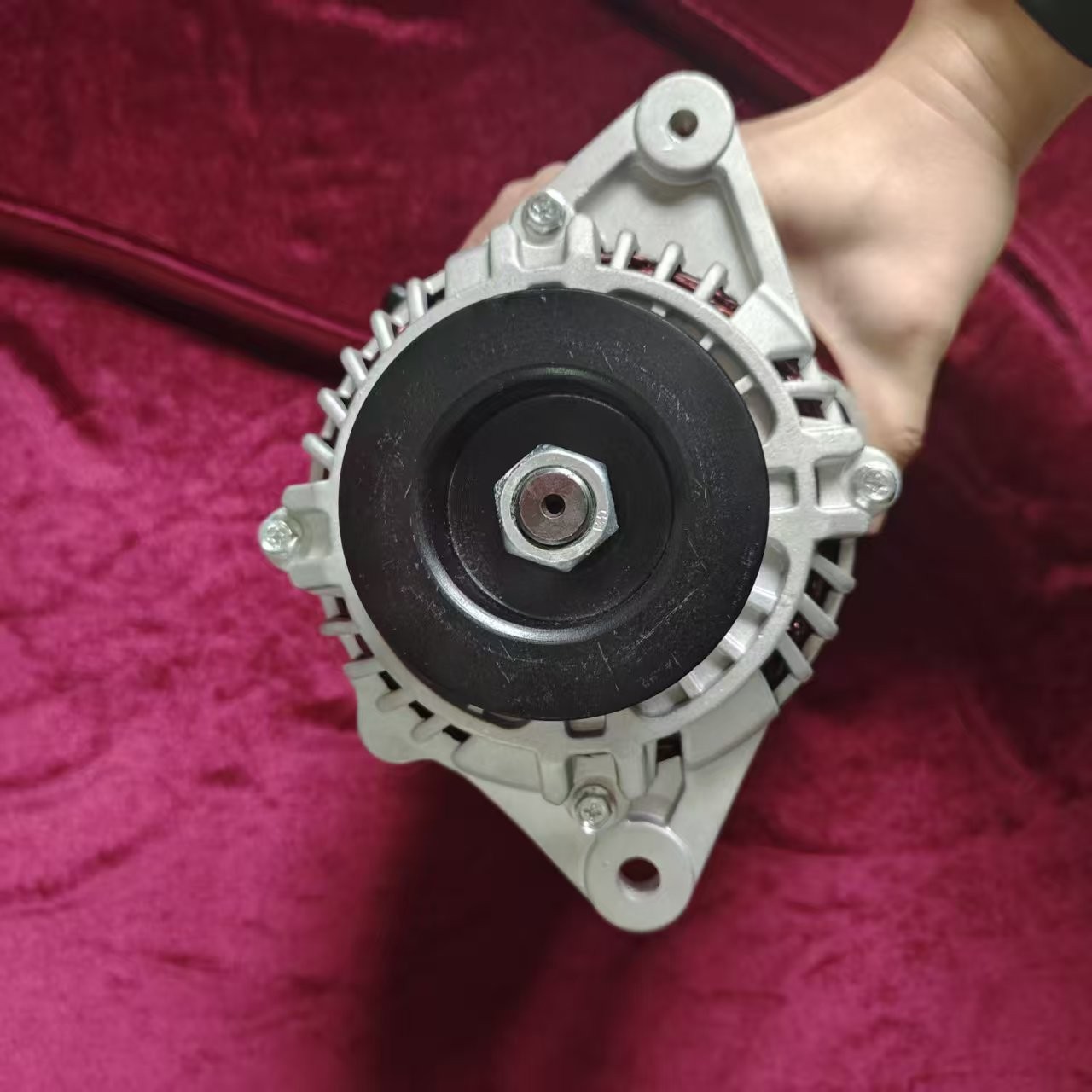 Car Alternator 37300-42711 4D56 L200 12V 110A 37300-42711