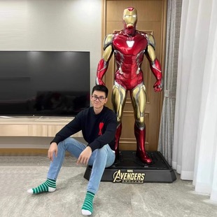 Large Marvel Iron Man Sculpture Fiberglass Mk85 Fist Style Cinema Living Room Floor-Standing Decorative Large Ornaments
