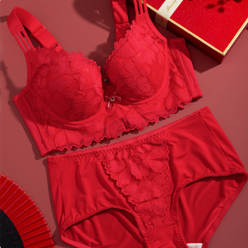 【Red Lingerie Collection】Red Lingerie Set with Adjustable Design, Suitable for Small Busts, New Model for the Year of Birth 【Red Lingerie Collection】Red Lingerie Set with Adjustable Design, Suitable for Small Busts, New Model for the Year of Birth