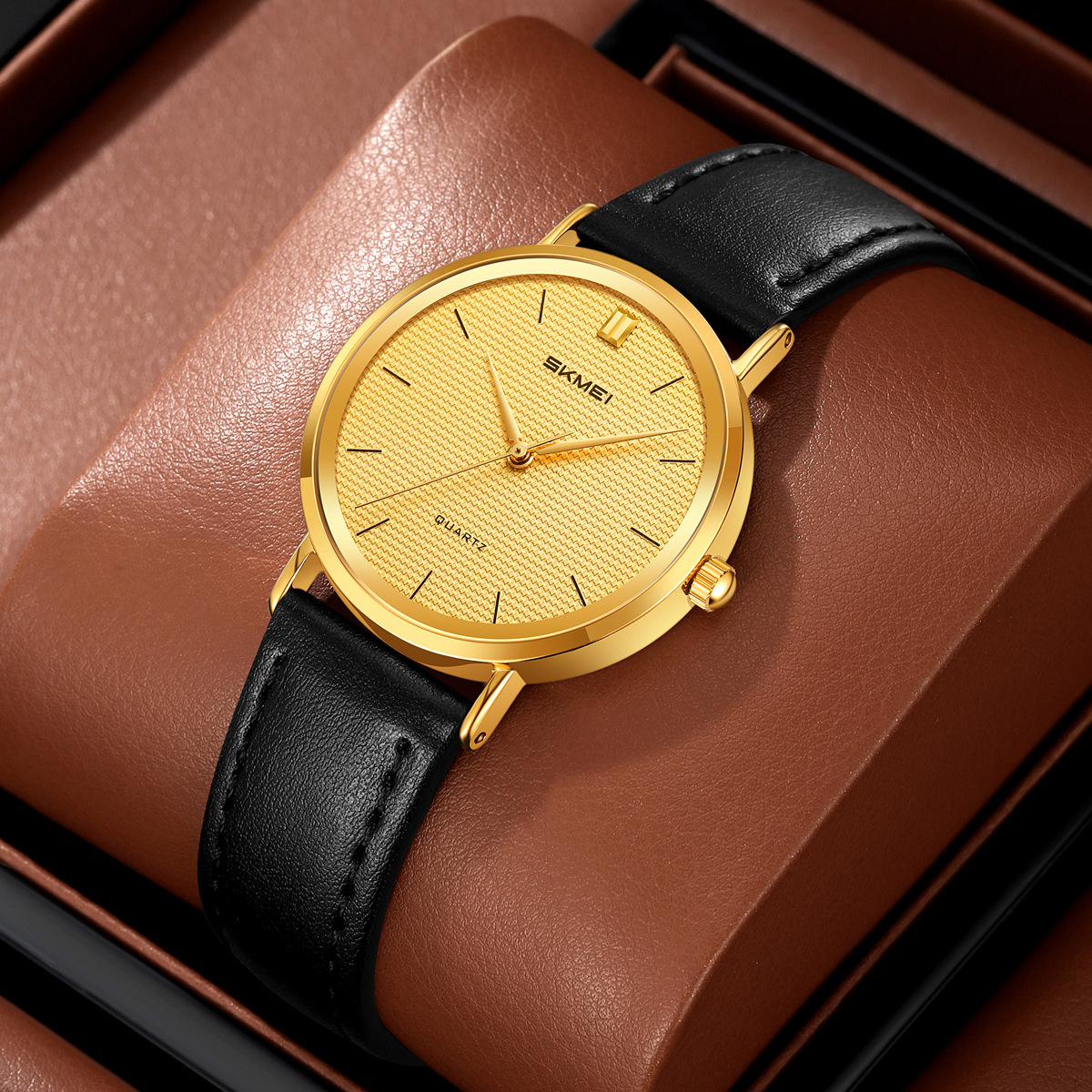Momento de venta transfronteriza de moda moda de mujer simple reloj de pulsera ligero de lujo correa impermeable reloj de cuarzo al por mayor