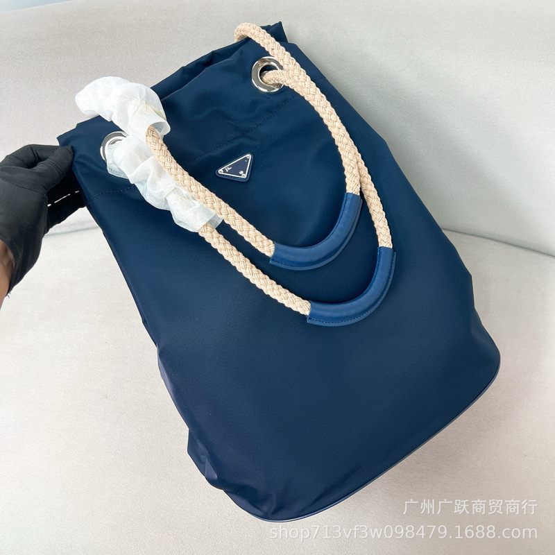 P Lada's New Waterproof Nylon Drawstring Bucket Bag Large Capacity Portable Shoulder Armpit Bag High Quality for Cross-Border P Lada's New Waterproof Nylon Drawstring Bucket Bag Large Capacity Portable Shoulder Armpit Bag High Quality for Cross-Border