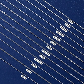 项链;耳钉;戒指