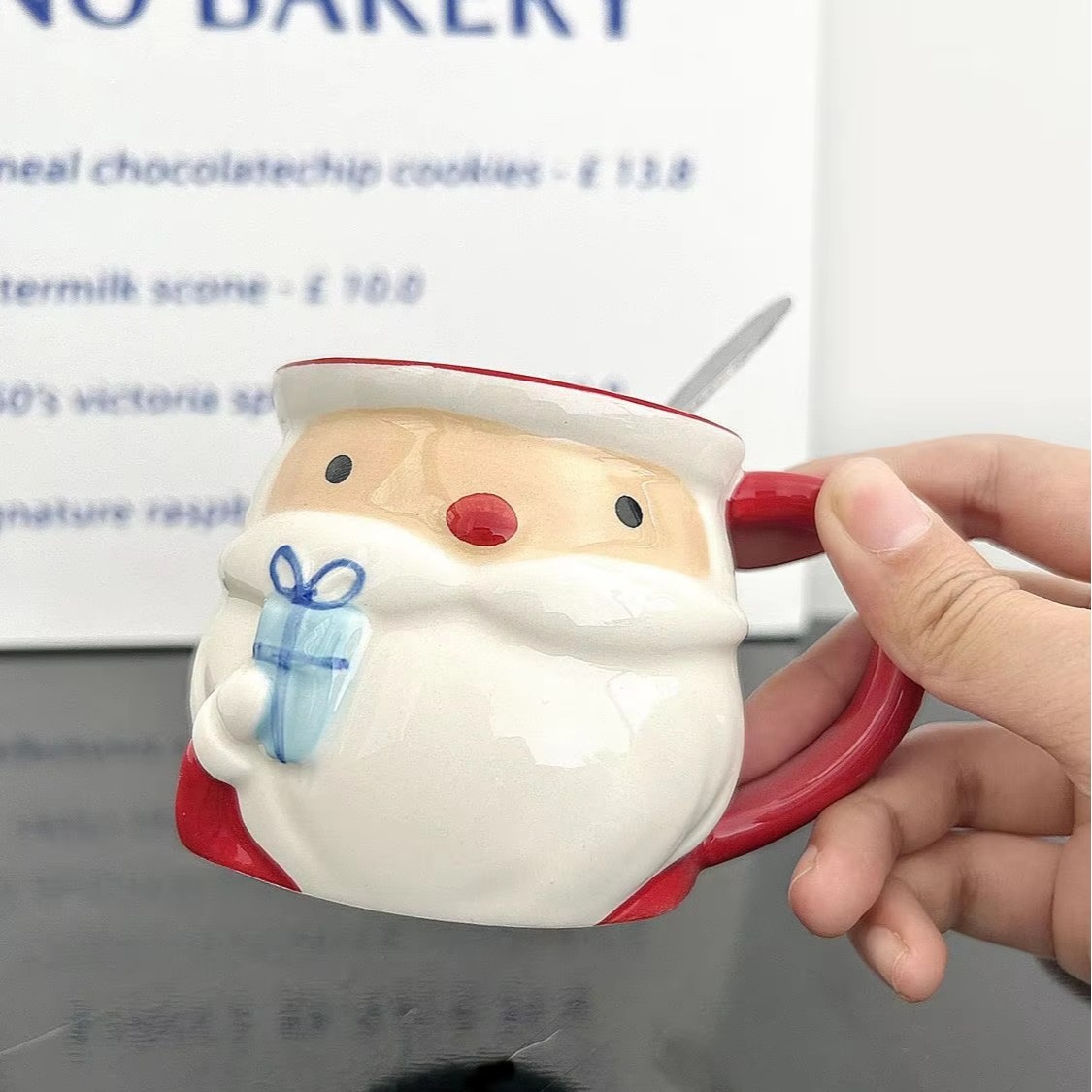 Navidad tormentosa de nieve taza de cerámica encantadora con mango Qin Sheng taza de cerámica cubierta diaria