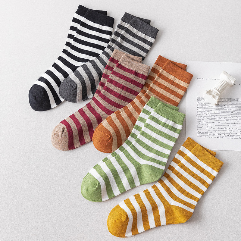 新品女生中筒棉襪 百搭堆堆襪條紋款時尚四季可穿襪子批發