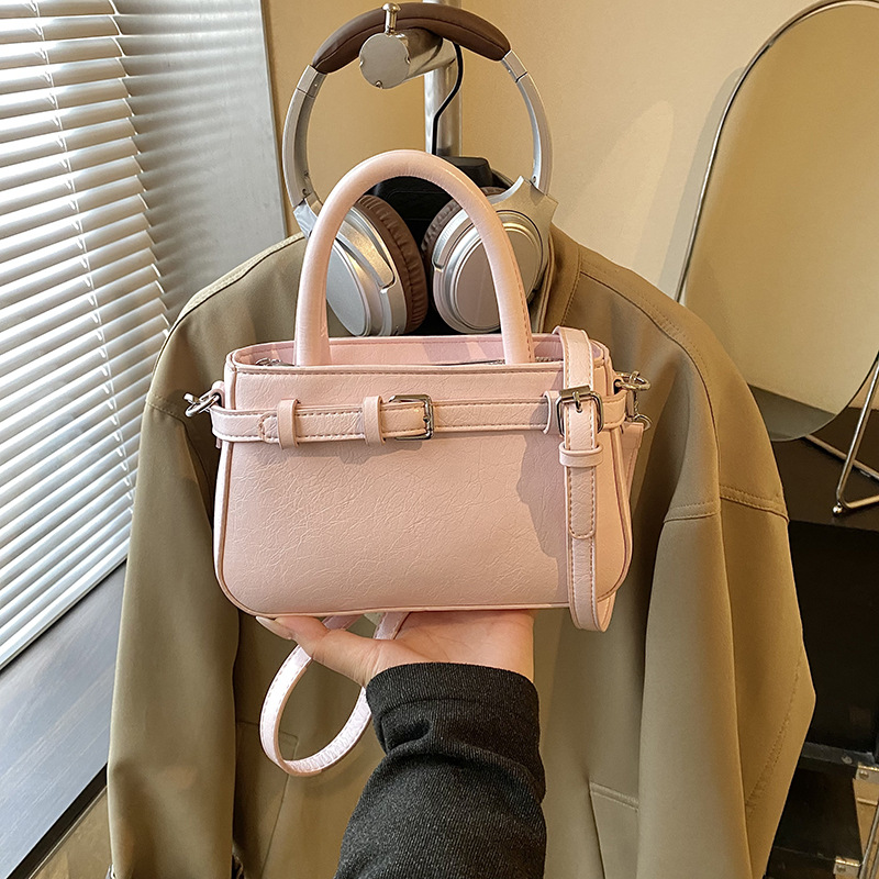 Este año, bolsos populares populares para mujeres 2026 nueva moda versátil bolsos de mochila primavera y verano bolsos pequeños