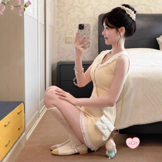 French Style Elegant Chanel Style Doll Collar Sleeveless dress Women's Summer Tight Waist Slimming Rich Family Yellow Short Dress
