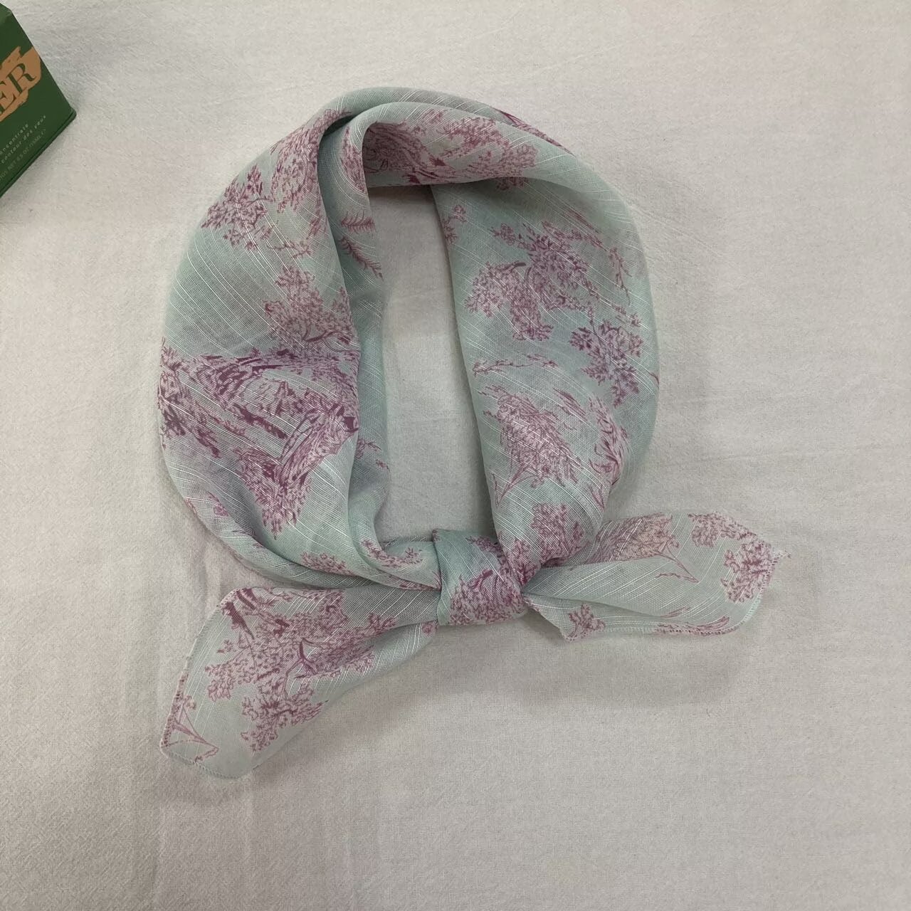 8 녹색과 보라색 수채화