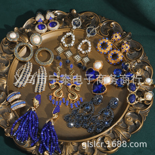 �й��Ʒ���l���ʯӢ�������{ɫ���濨÷�W�۷��ᔶ��h����