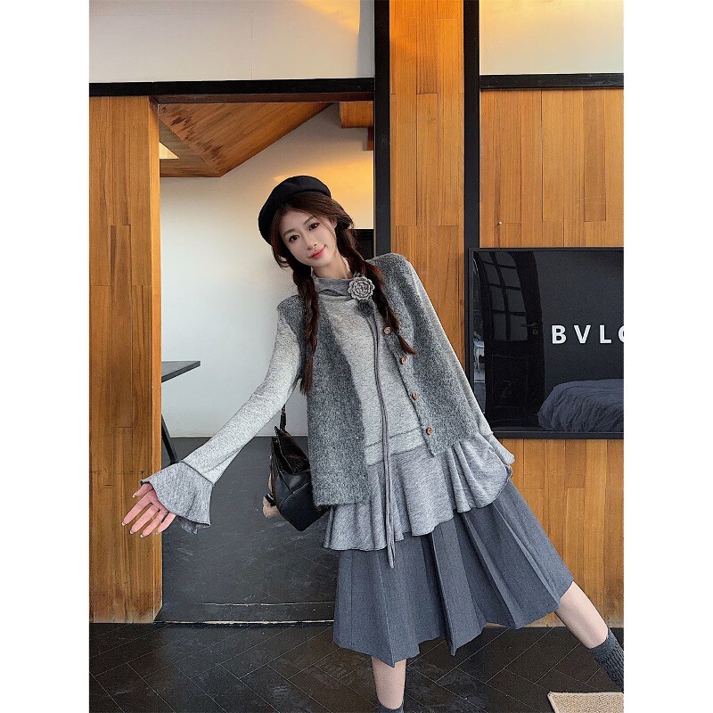 时尚套装裙春秋新款韩系复古花朵打底衫叠穿马甲半身裙女三件套装|undefined