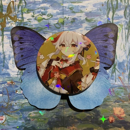 Animation and game fan peripheral badges, Wendy Maplehara and Manyo's two-dimensional brooch, clothes and school bag.