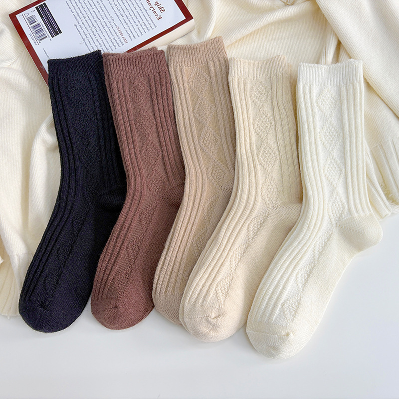 Women's Wool Socks Autumn and Winter Thickened Warm Mid-length Socks Japanese Style milk brown Socks with Fluffy Slippers Trendy