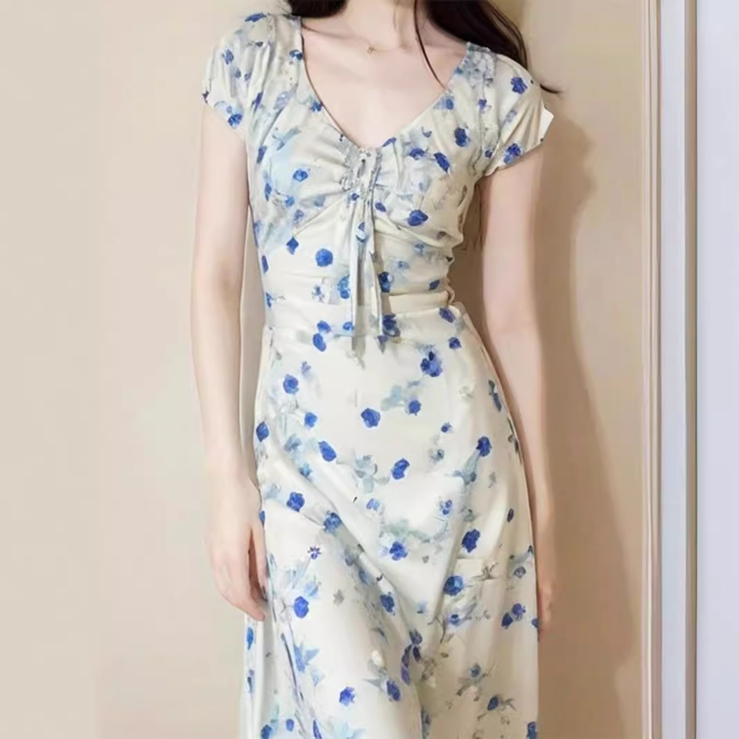 Đầm maxi nữ thắt eo họa tiết hoa nhí kiểu Pháp — Váy liền hoa nhí
