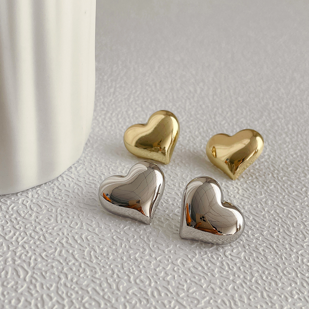 1 Pair Fashion Heart Shape Metal Plating Women's Ear Studs display picture 6