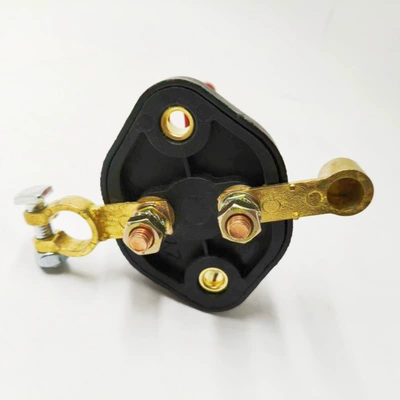 Power Main Switch, Integrated Clip, Car on the line of fire