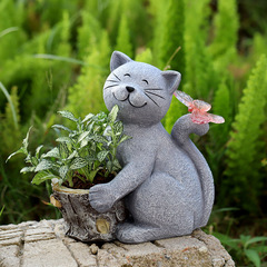 アマゾンの太陽エネルギーの創意的な庭の明かりは猫の樹脂の置物のベランダの花園の芝生の装飾の景観の明かりをシミュレーションします。