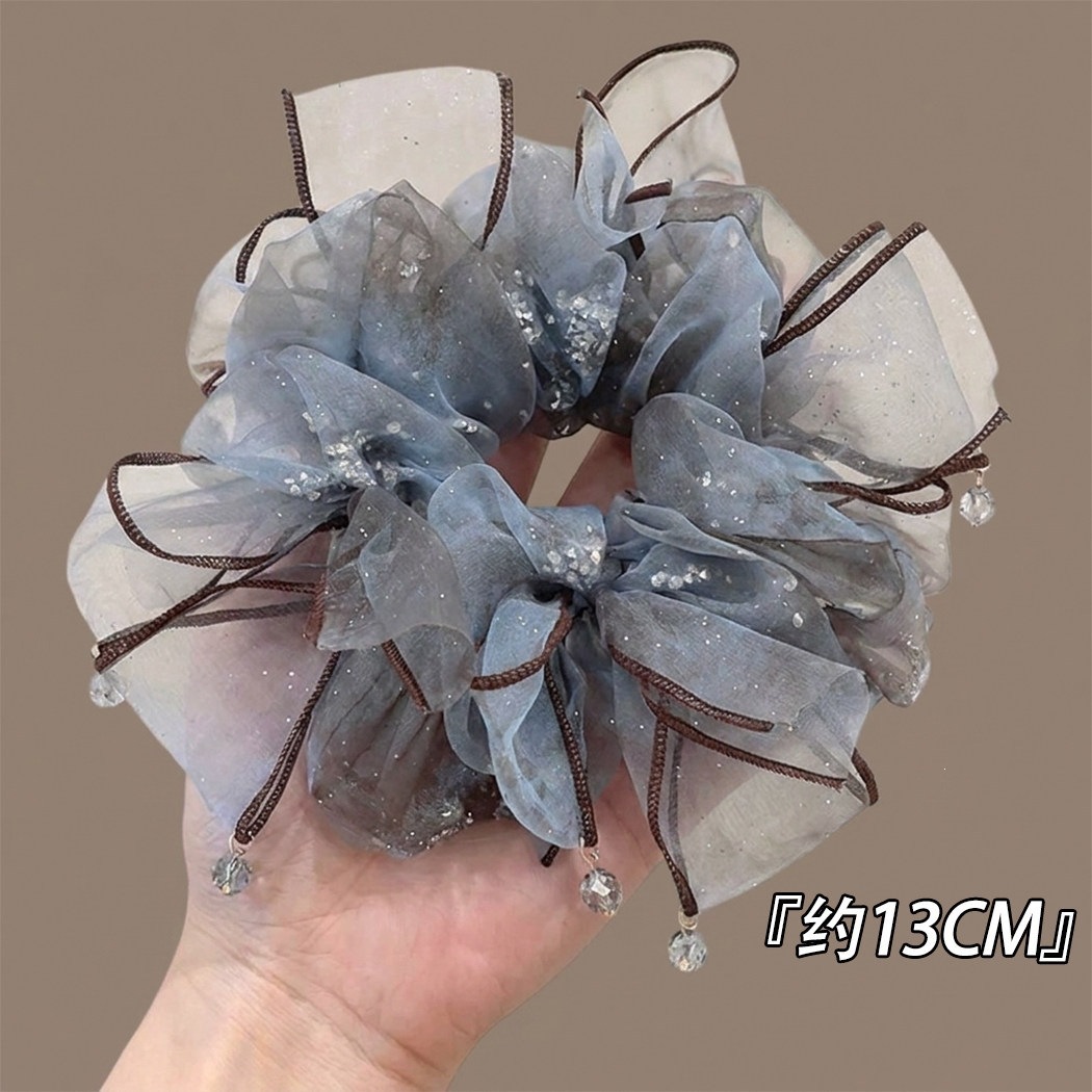 The diameter of 1# blue large intestine hair ring is about 13CM