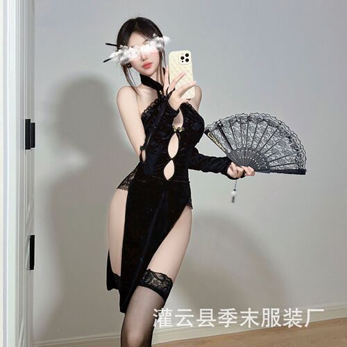High-end classical deep V breast leaking high slit cheongsam sexy lingerie tempting retro republic of China style pajamas set dropshipping
